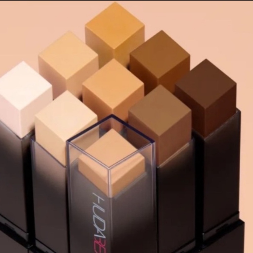 ⚡️💕Huda Beauty Panna Cotta 130G FauxFilter Foundation Stick - Picture 8 of 10